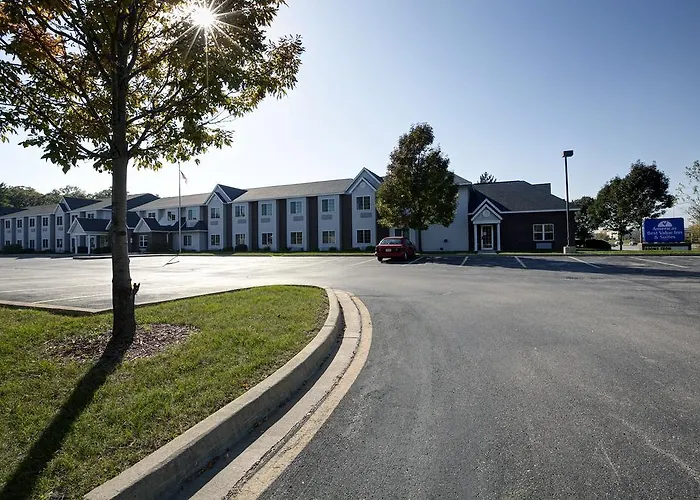 Hotel near College: Americas Best Value Inn Racine